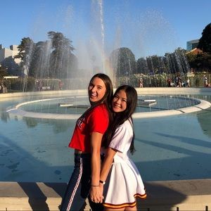 Meet your Posher, Kenidi